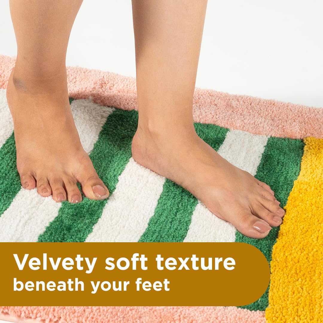 Folkulture 20 X 32" Bathrugs Microfiber Checkered Green