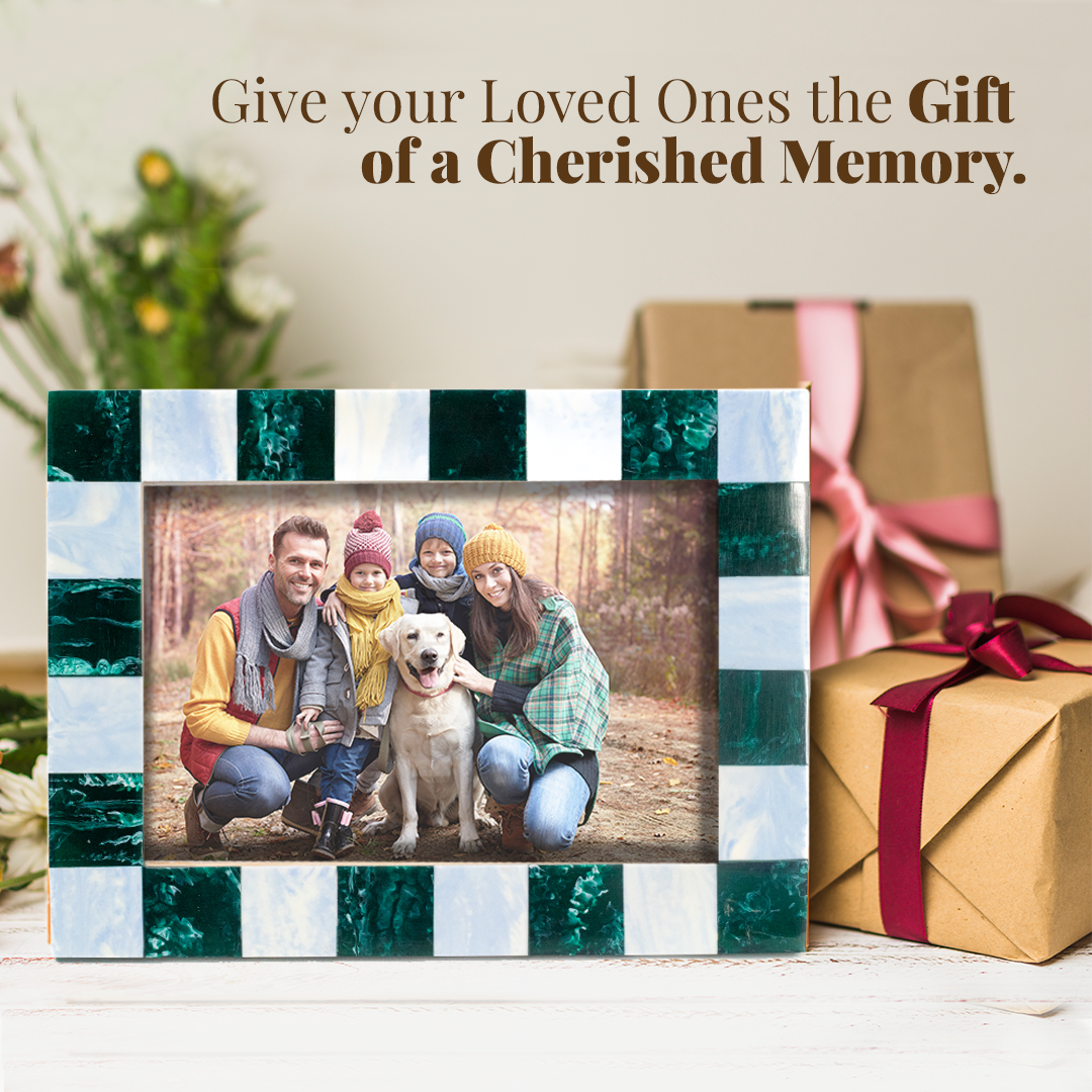 Folkulture Picture Frames, Resin Checkered Picture Frame or Green Photo Frames for Wall, Large Picture Frames for Wall Pictures