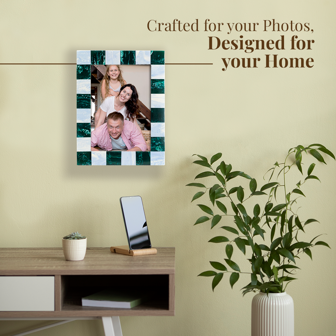 Folkulture Picture Frames, Resin Checkered Picture Frame or Green Photo Frames for Wall, Large Picture Frames for Wall Pictures